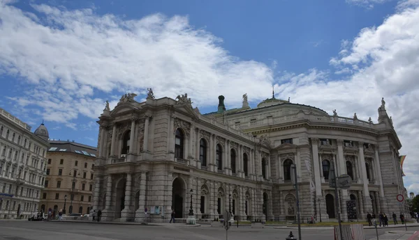 Burgtheater - Teatro Nacional Austríaco em Viena — Fotografia de Stock