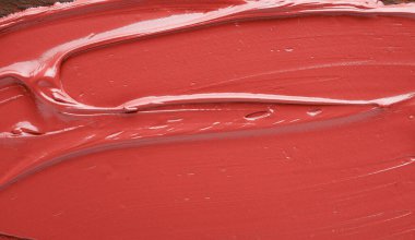 Koyu arkaplanda boya dokusu.