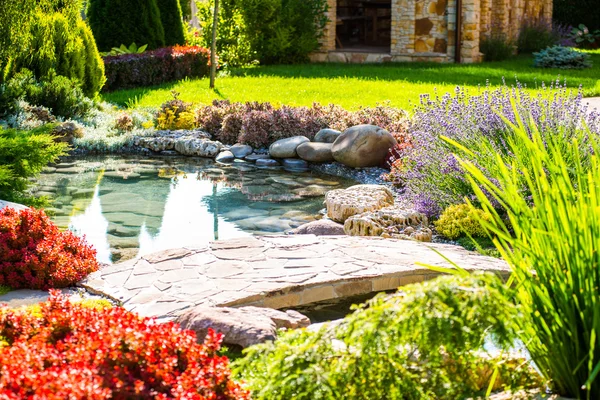 Modern landscape design — Stock Photo, Image