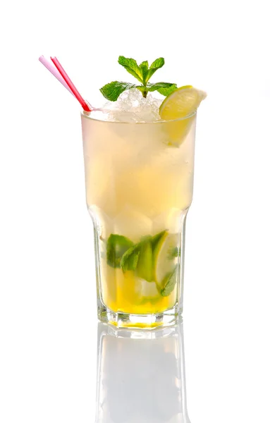 Alcoholic cocktail close up — Stock Photo, Image