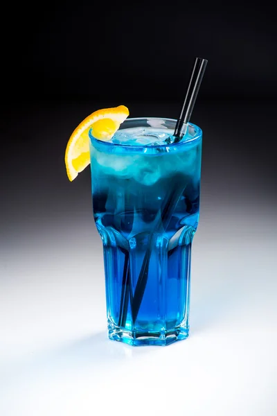 Alcoholic cocktail close up — Stock Photo, Image