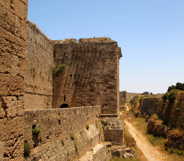 Bastions Vesting Muur Middeleeuwse Vesting Oude Stad Van Rhodos Griekenland Rechtenvrije Stockfoto's
