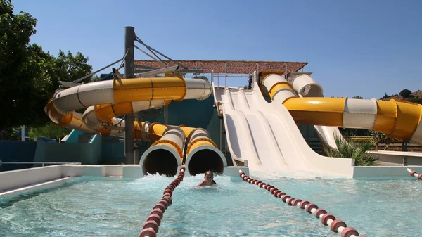 Waterpark Faliraki Glijbanen Zwembaden Faliraki Griekenland Stockafbeelding