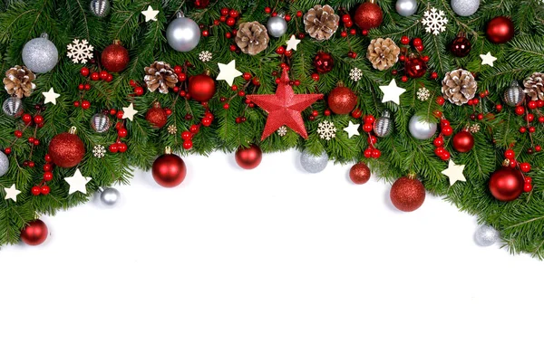 Різдвяна Рамка Гілок Дерев Білому Тлі Відокремленим Простором Червоним Білим — стокове фото
