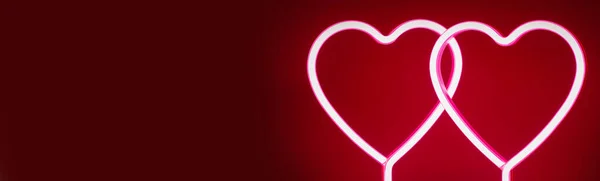 Dvě Zářící Růžové Neonové Srdce Valentines Den Párty Koncept — Stock fotografie