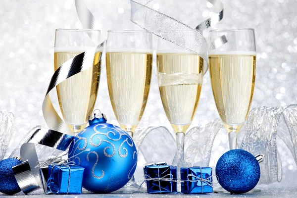 Şampanya ve topları — Stok fotoğraf