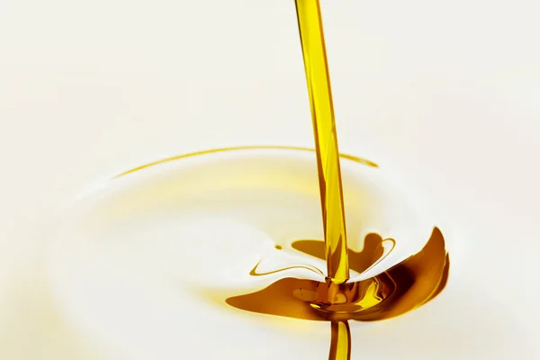 Vylévání oleje — Stock fotografie