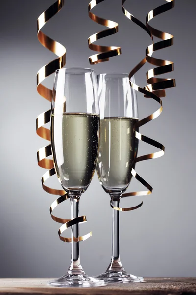 Champagne e nastri — Foto Stock