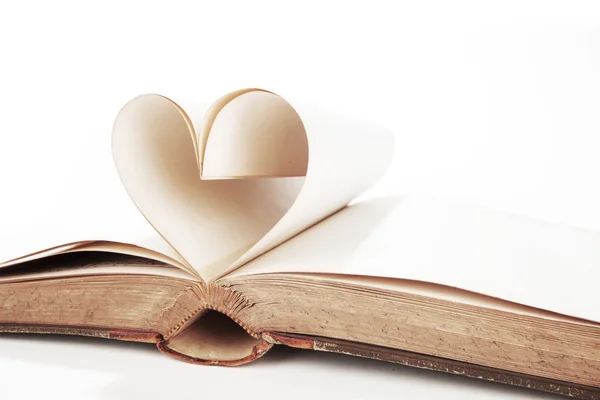 Heart from book pages — Stock Photo, Image