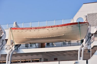 Cankurtaran bir kargo gemisi aboard