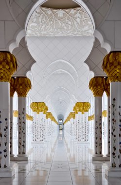 Büyük Sheik Zayed Camisi