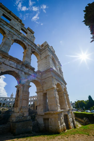Pula Hırvatistan'daki antik amfitiyatro