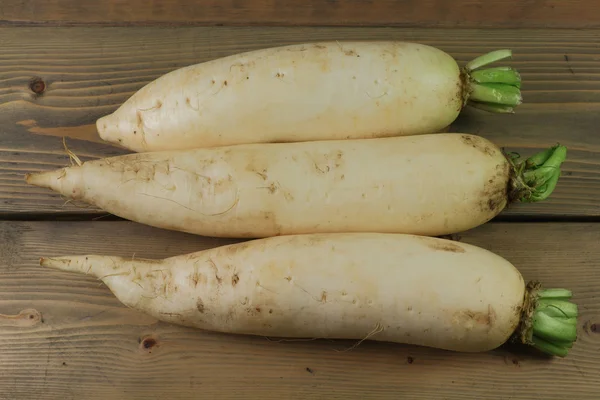 Lo Bok néven Daikon, vagy téli retek túl — Stock Fotó