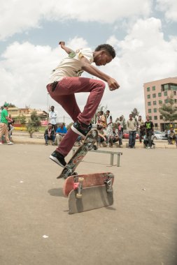 Addis içinde kaykay