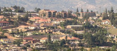 Kigali tepelerinde evler