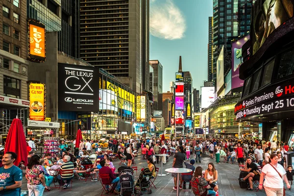 Times Square Tourists — Stock Photo, Image