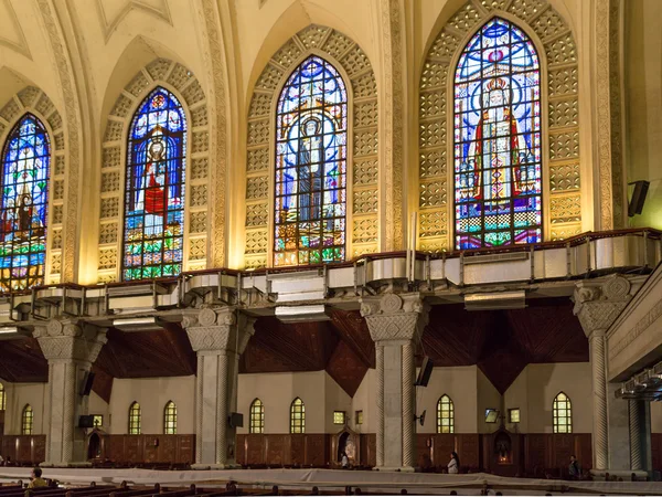 The stained glas windows of St. Mark's Coptic Orthodox Cathedral — Stock Photo, Image