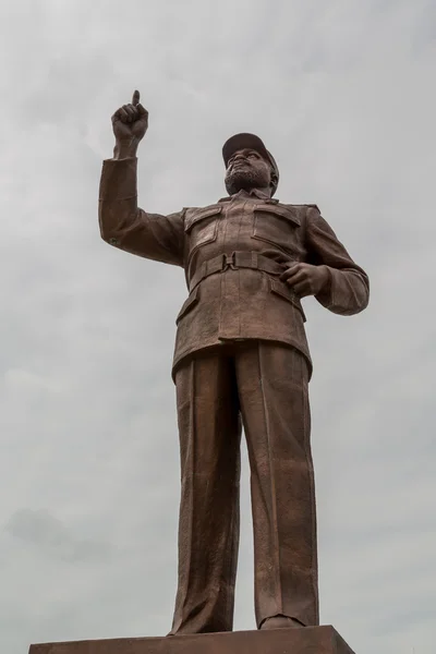Estátua de Samora Moisés Machel na Praça da Independência — Fotografia de Stock