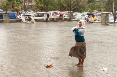 Siklet çarmıha hatırlayarak,