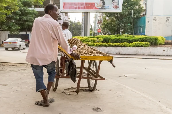 Straatverkopers van Dar Es Salaam — Stockfoto