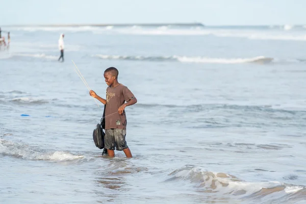 Montag nachmittag am obama beach, cotonou — Stockfoto