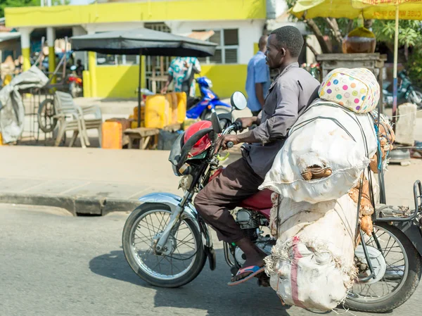 Motorfiets taxi in Benin — Stockfoto