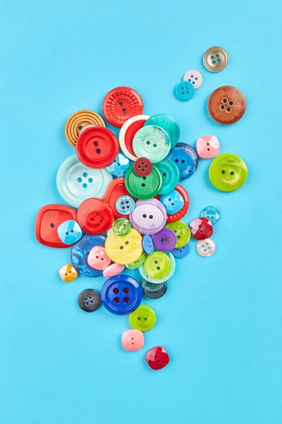 Botões coloridos em azul — Fotografia de Stock