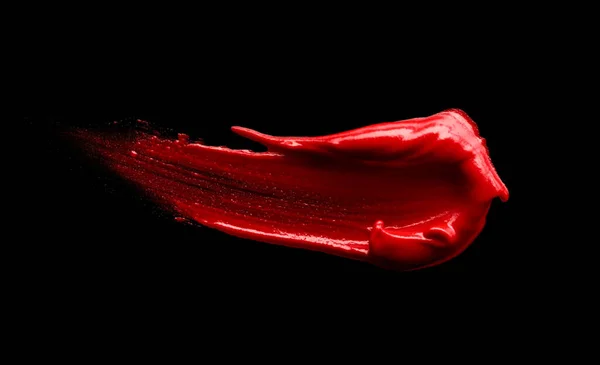 Κόκκινο Επίχρισμα Κραγιόν Απομονωμένο Μαύρο Φόντο — Φωτογραφία Αρχείου
