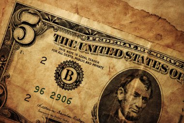 Beş dolarlık banknotla Grunge arkaplanı