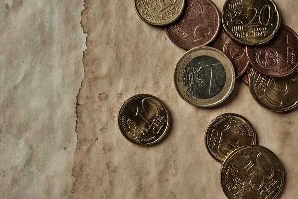 Fondo Grunge Con Euro Centavos Sobre Superficie Papel — Foto de Stock