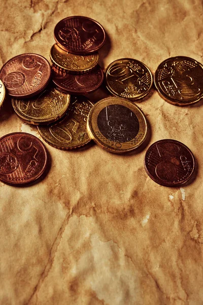 Poche Monete Euro Carta Invecchiata — Foto Stock