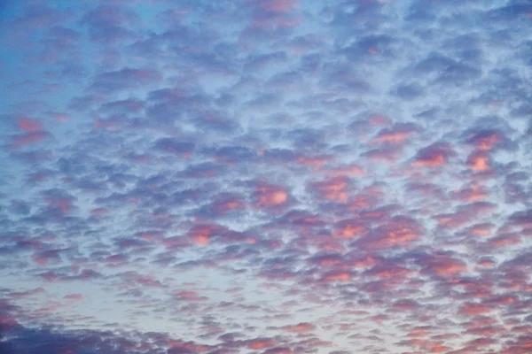 Güzel bir akşam gökyüzü — Stok fotoğraf