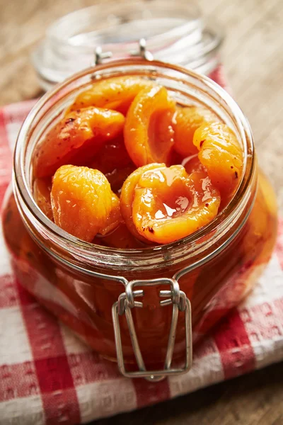 Tasty apricot jam — Stock Photo, Image