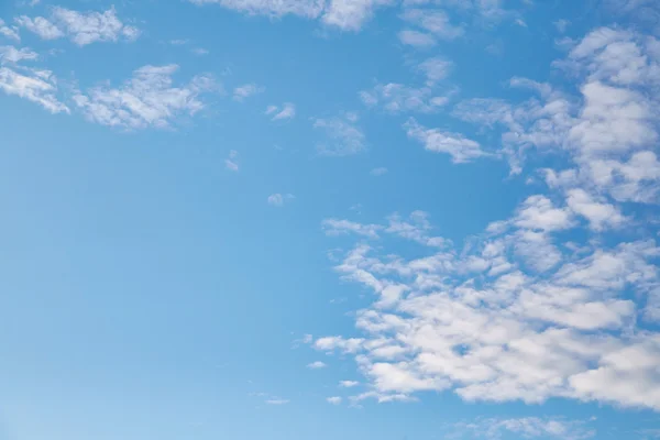 Hermoso cielo azul —  Fotos de Stock