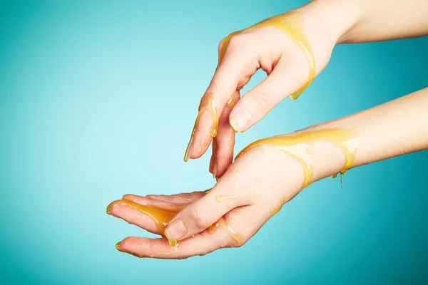 Woman's hands — Stock Photo, Image