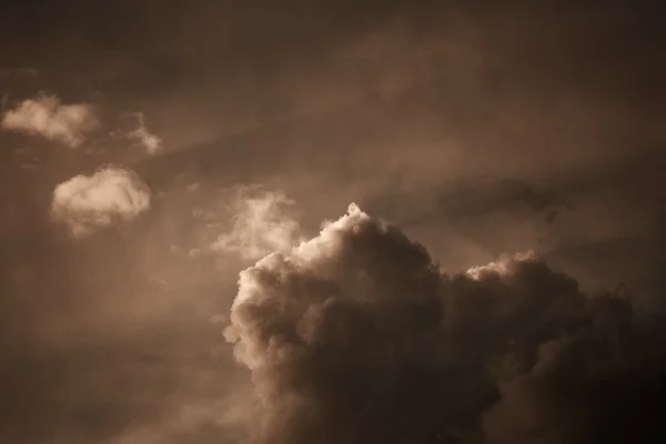 Ciel gris orageux — Photo