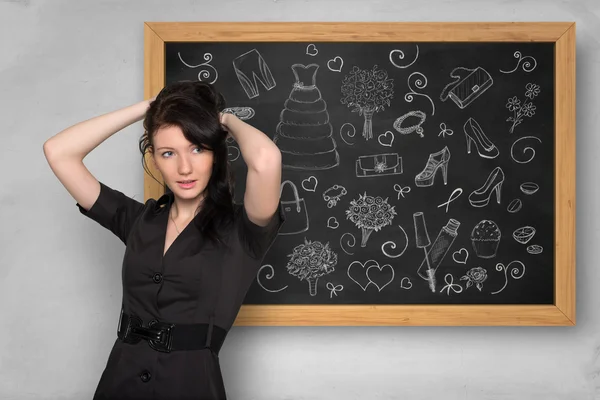 Vrouw bij het schoolbord — Stockfoto