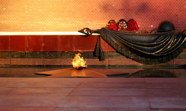 Foto Der Ewigen Flamme Zum Tag Des Sieges Der Kremlmauer — Stockfoto