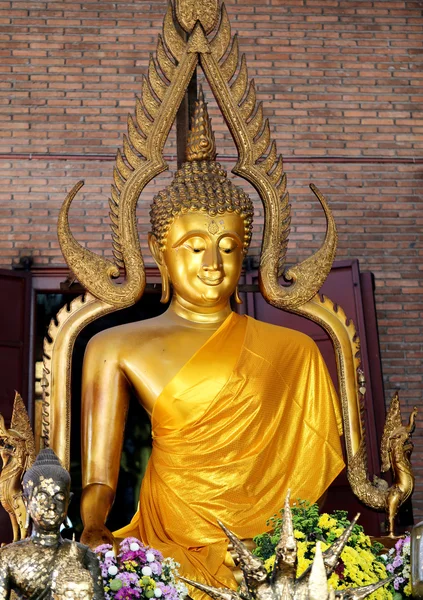 Sitzende Buddha-Statue — Stockfoto