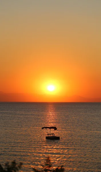 Sunset at sea — Stock Photo, Image