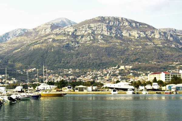 Sea and mountains, seaport in Bar, Montenegro — Stock Photo, Image