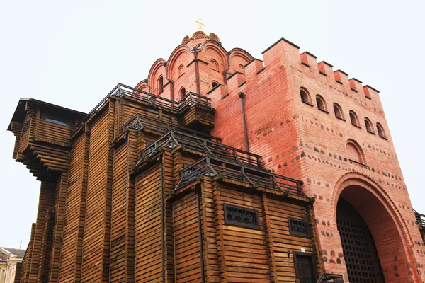 Puerta de oro de Kiev, Ucrania, Puerta medieval antigua — Foto de Stock