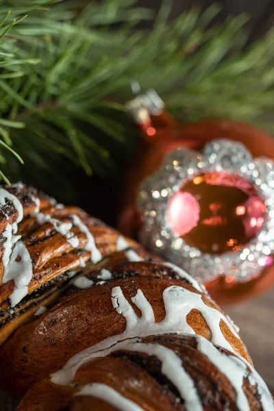 Roti Holiday Dengan Biji Poppy Tahun Baru Dekorasi Natal Dan — Stok Foto