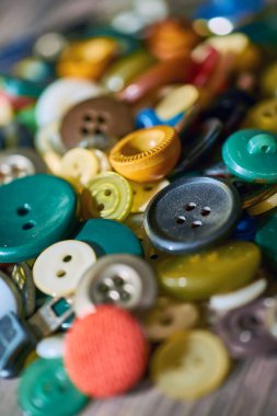 Renkli düğmelerin dağılması, çeşitlilik kavramı