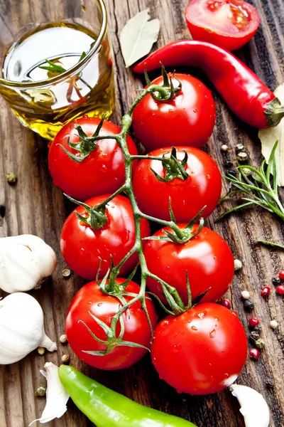 Direction des tomates cerises — Photo