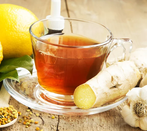 Limonlu çay Ginger.Alternative tıp — Stok fotoğraf