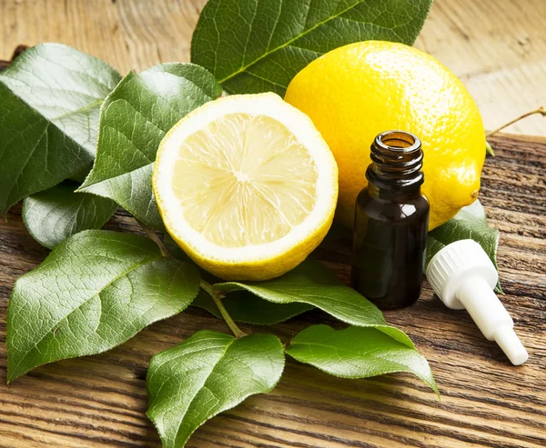 Lemon Essential Oil — Stock Photo, Image