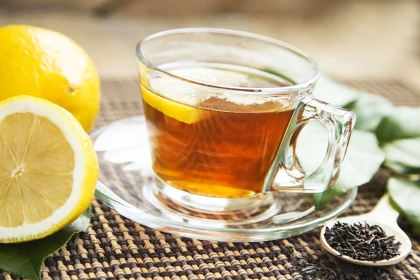 Limão e chá verde — Fotografia de Stock