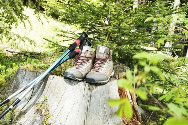 Bottes de randonnée en plein air — Photo