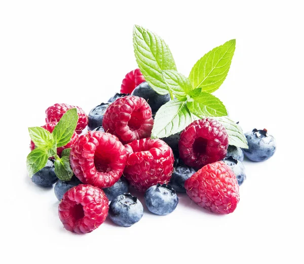 Blueberries and Raspberries with Mint Isolated — Stok fotoğraf